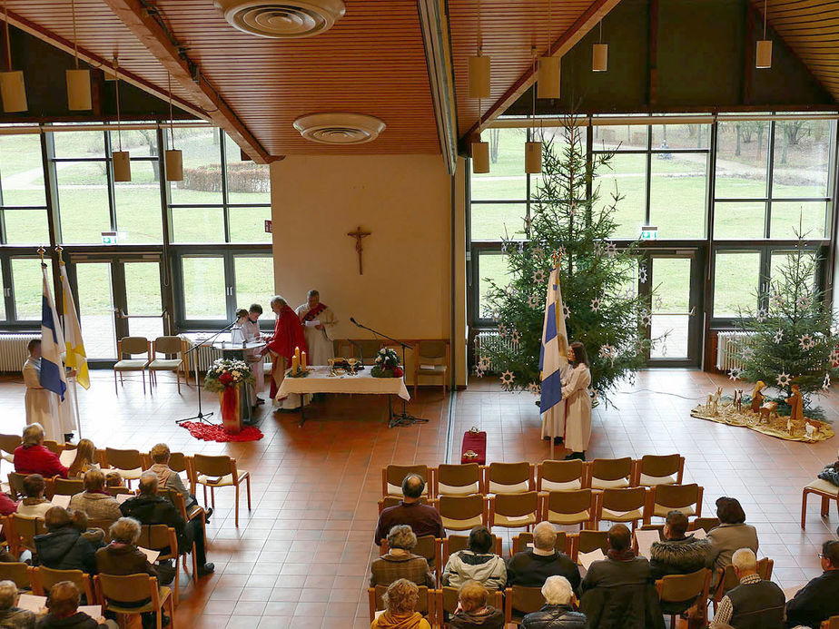 2. Weihnachtstag Heilige Messe im Haus des Gastes (Foto: Karl-Franz Thiede)